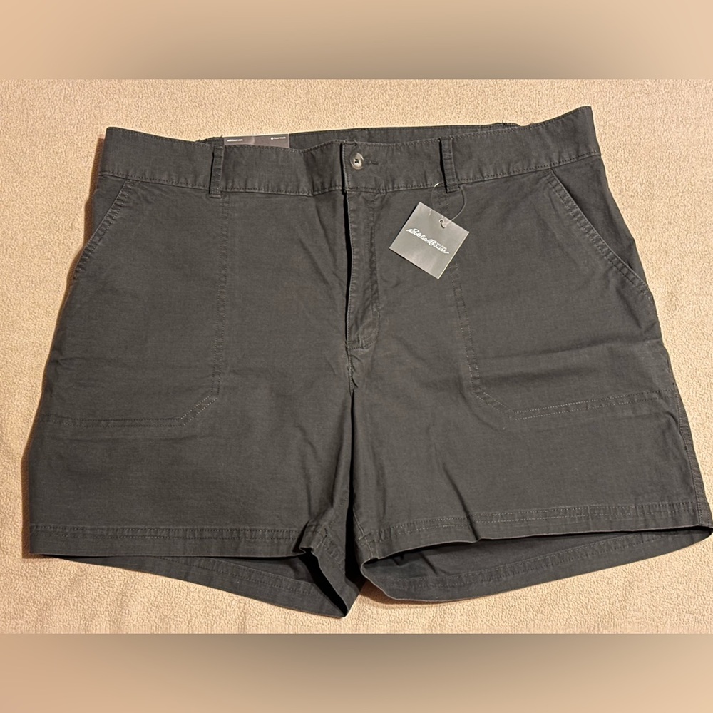 Women’s Eddie Bauer Slightly Curvy Twill Shorts; size 16W; brand new, never worn